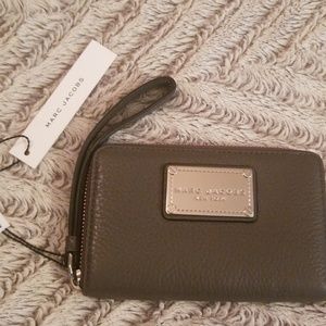 NWT Marc Jacobs Faded Aluminum Wallet